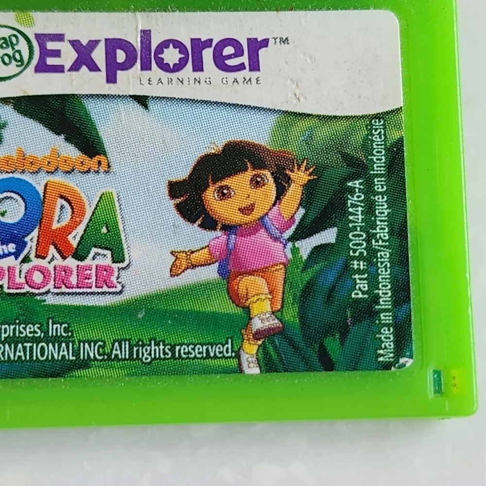 Leap Frog Explorer Dora the Explorer game cartridge